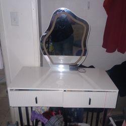 Vanity That Lights Up