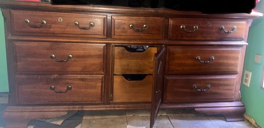 Solid Wood Dresser.