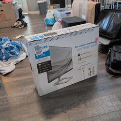 24" Philips Monitor - NEW
