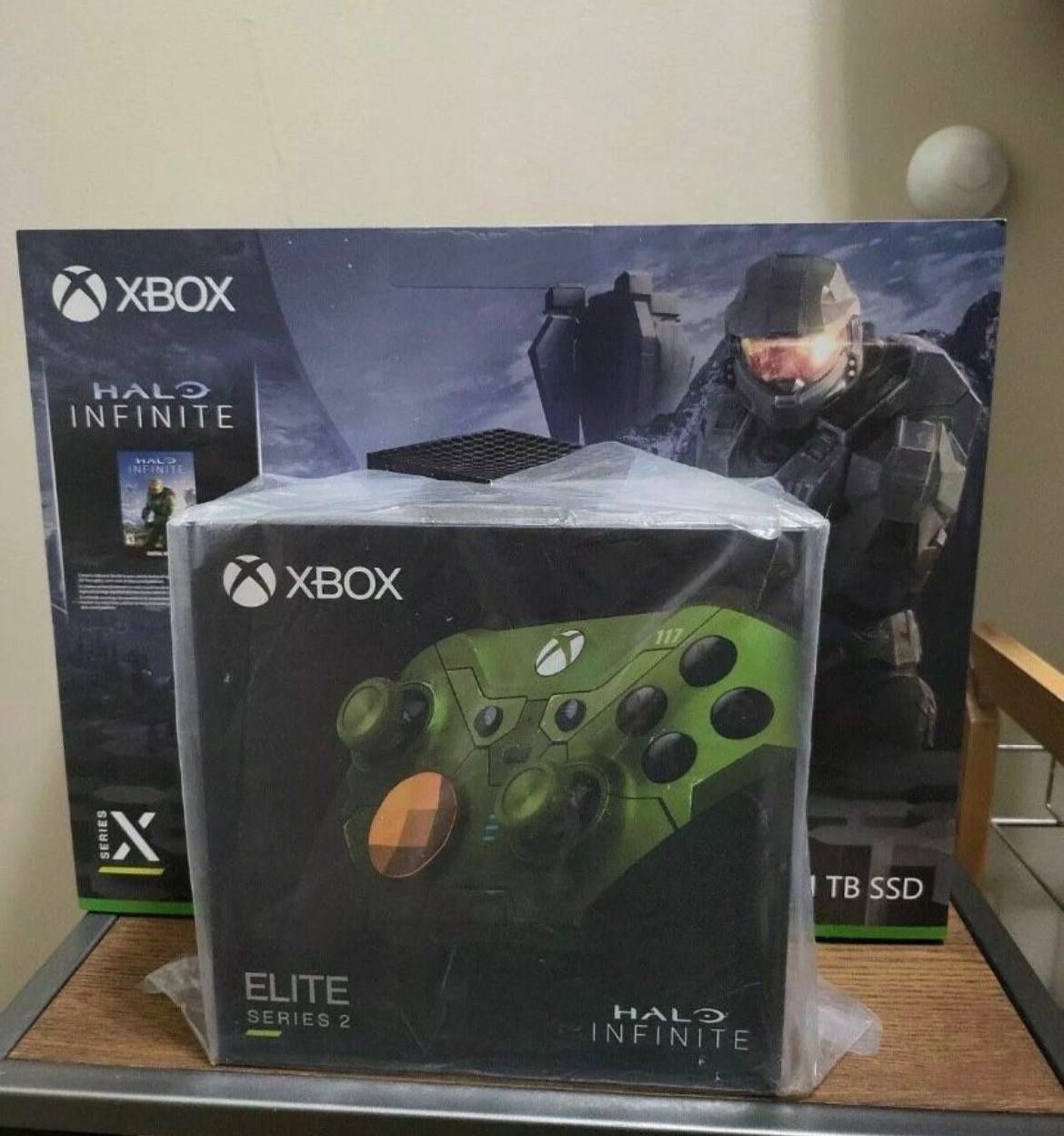 X Box Series X Halo Edition 