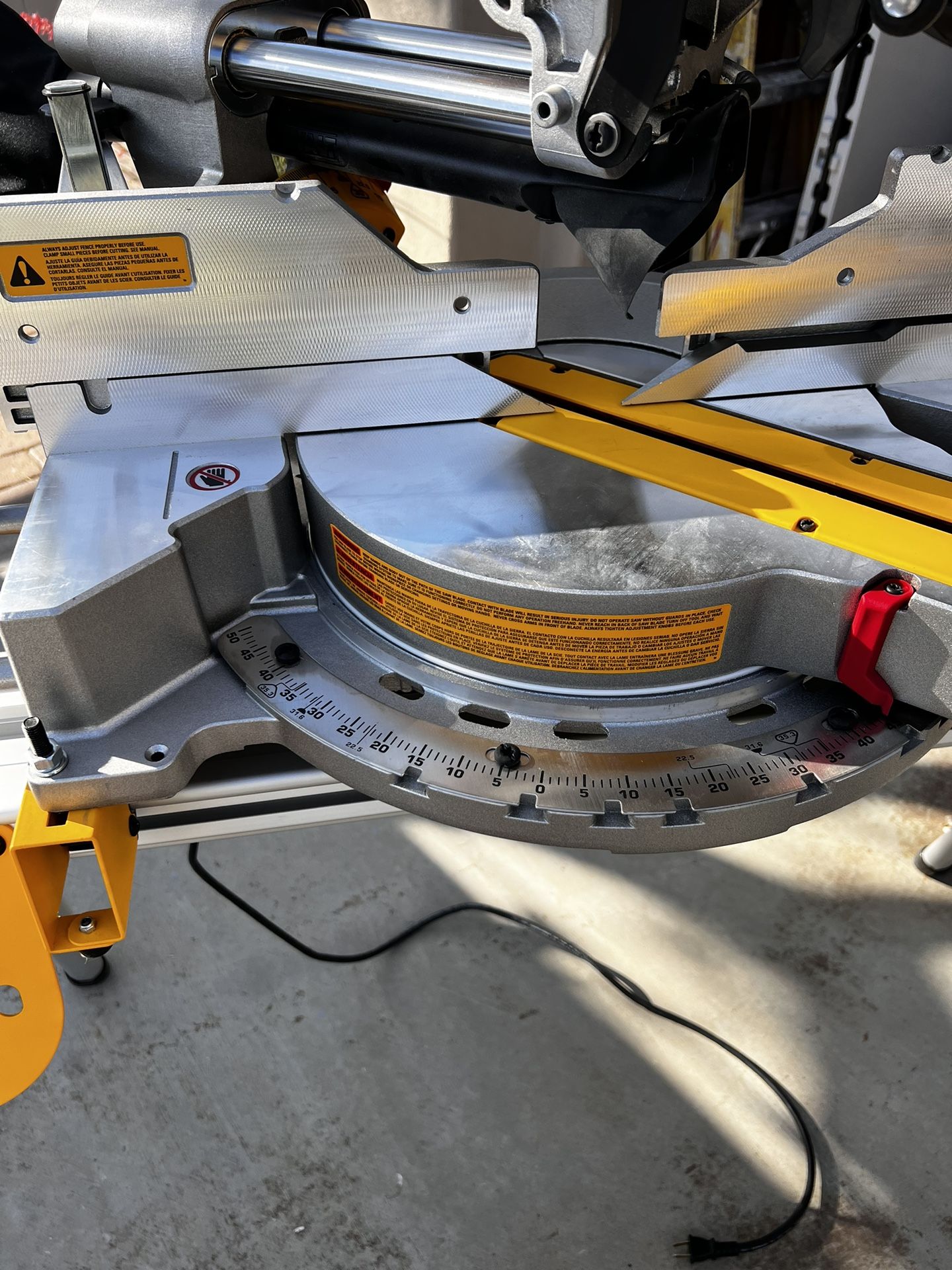 Dewalt DWS779 Miter Saw With Stand for Sale in Peoria, AZ OfferUp