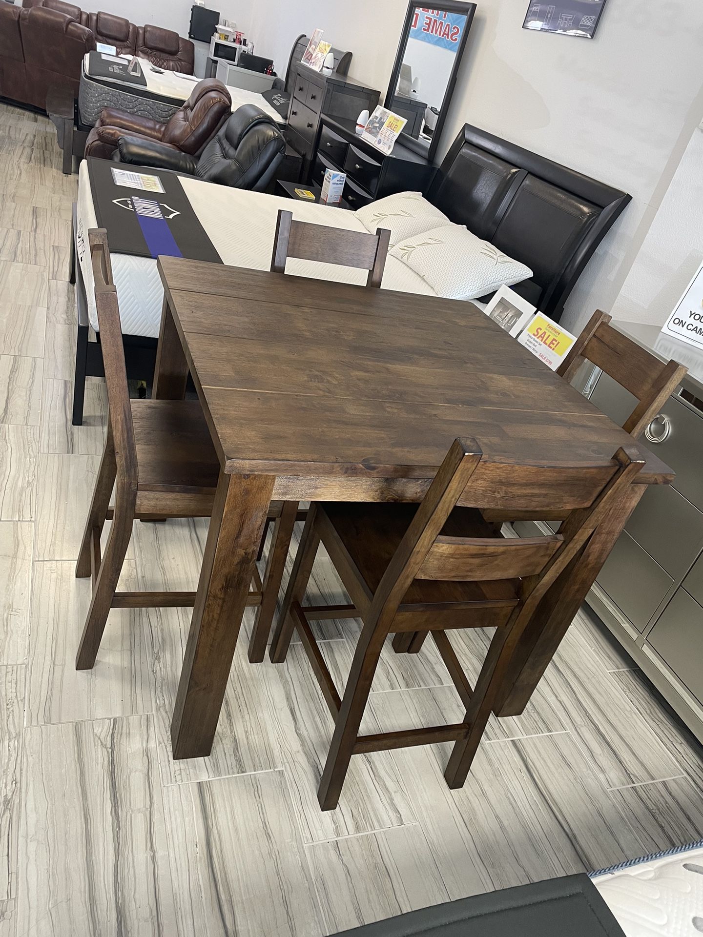   🇺🇸🇺🇸LABOR DAY SALE EXTENDED: PINELLAS MAIN LOCATION! Brand new furniture at wholesale prices. Low prices in Florida. Furniture Distribution Cent