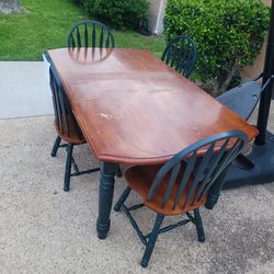 Real Wood Dining Table With 4 Chairs $75