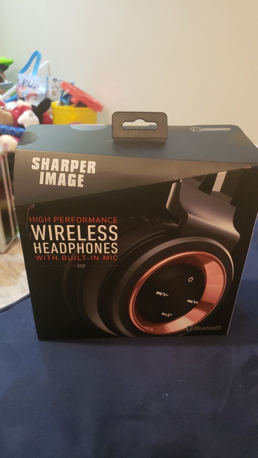 Sharper Image Wireless headphones