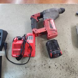 Milwaukee Cordless 18v Hammer 2712-20 With Battery And  Charger 