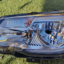 Subaru Forester  Left Headlight 