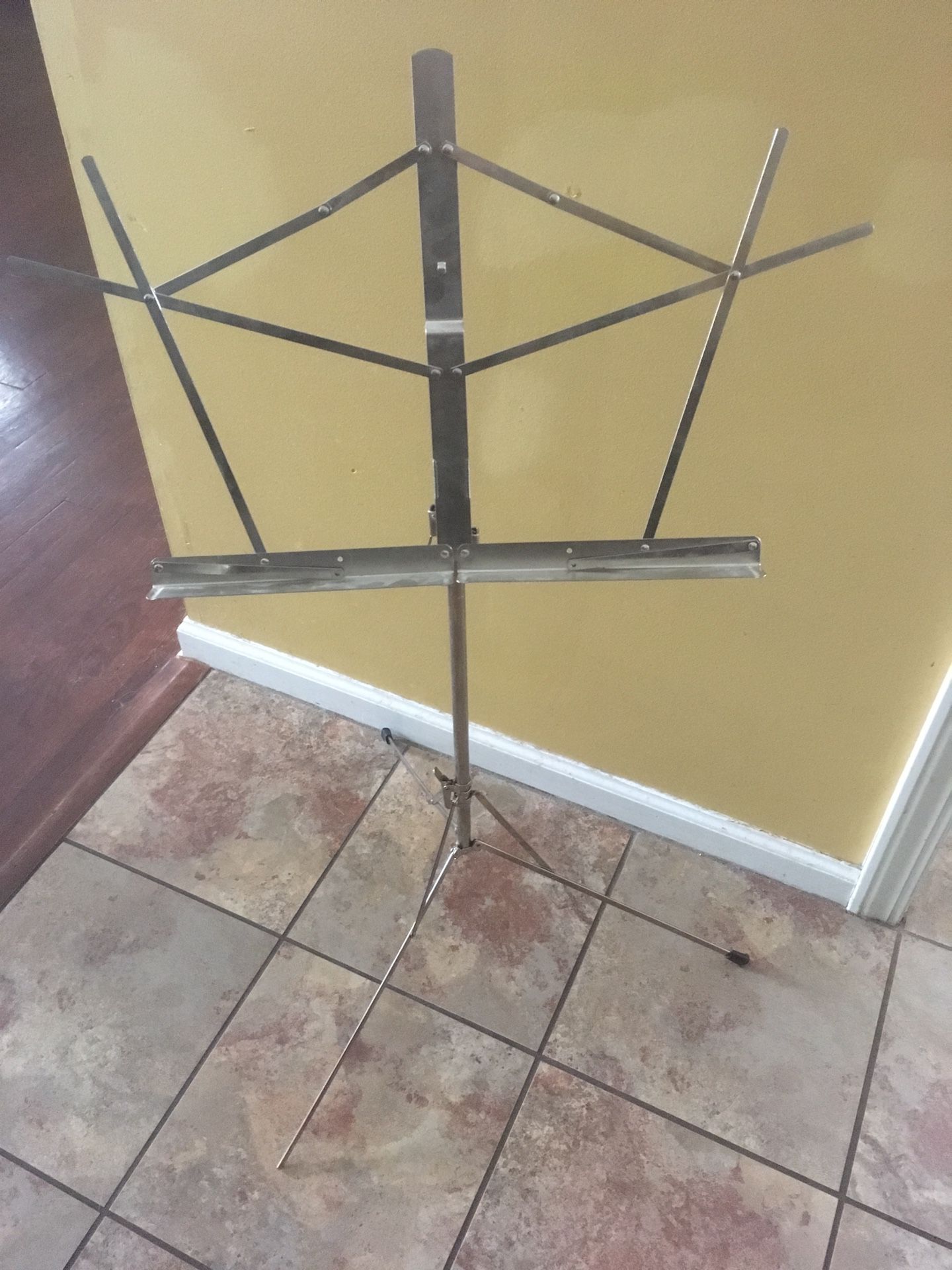 Collapsible Adjustable Music Stand