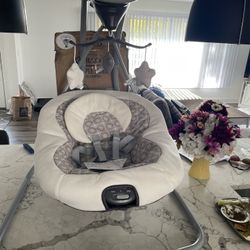 Graco Simple Sway Baby Swing