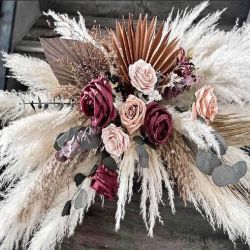 Perfect Your Ceremony with Elegant Wedding Accessories! pull out