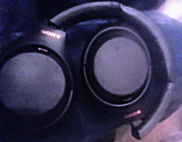 Sony Xm4 NFC Bluetooth Sound Cancelling Headphones