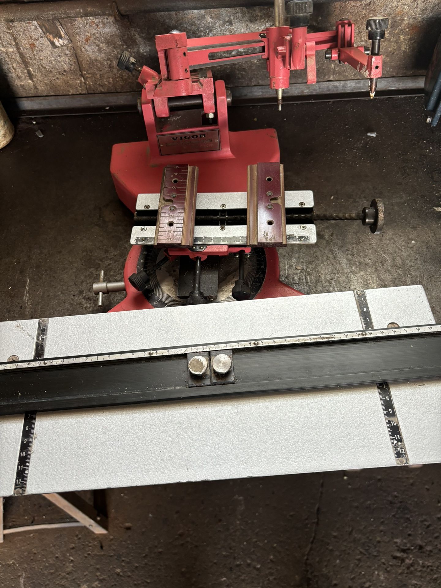Vigor Diamond Tip Engraving Machine