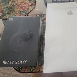 Apple Beats3 Color Black Headphones