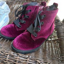Girl Shoes
