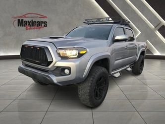 2016 TOYOTA TACOMA DOUBLE CAB SR5 PICKUP 4D 5 FT