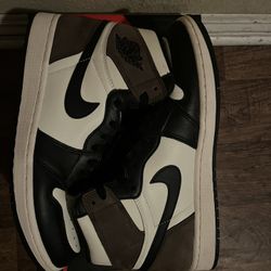 Jordan 1 Mocha Size 10.5