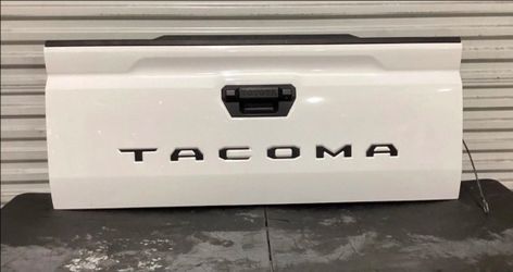 2024 2025 2026 TOYOTA TACOMA TAILGATE USED OEM