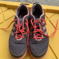 Women’s Running Shoes