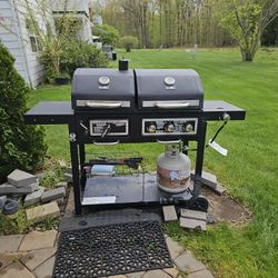 Propane & Charcoal Grill