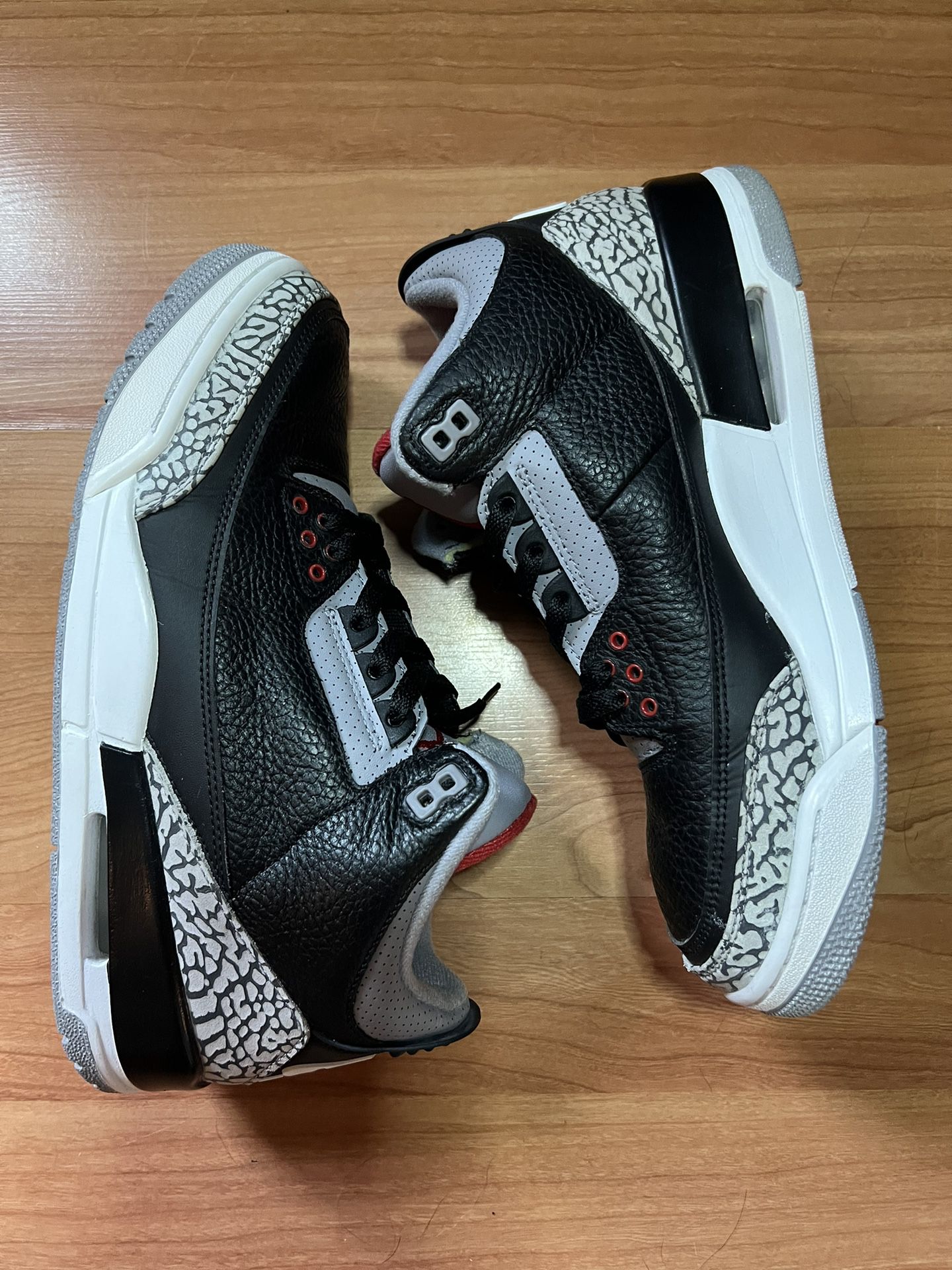 Jordan 3 Black cement (Size 9.5)