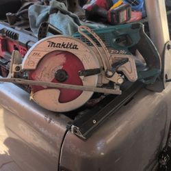 Makita Skill Saw 