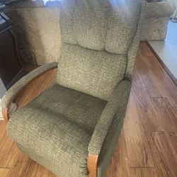 Green Reclining Chair 