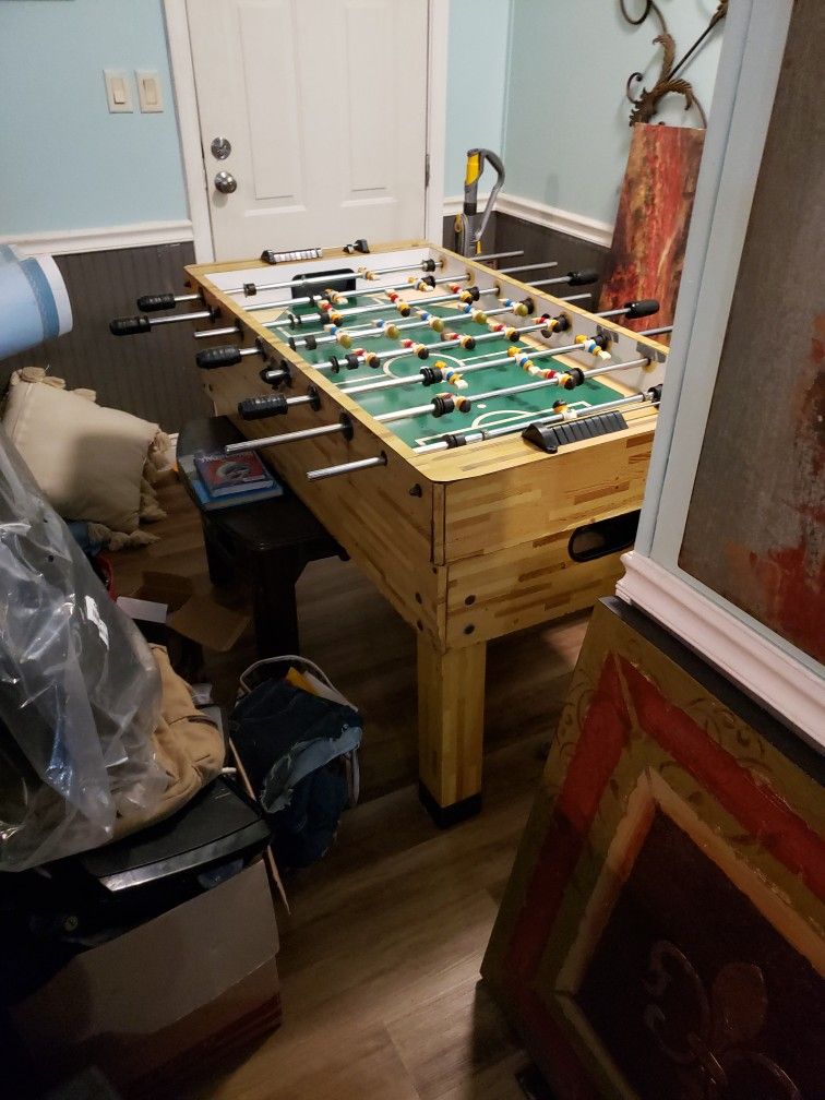 Fush Ball Table