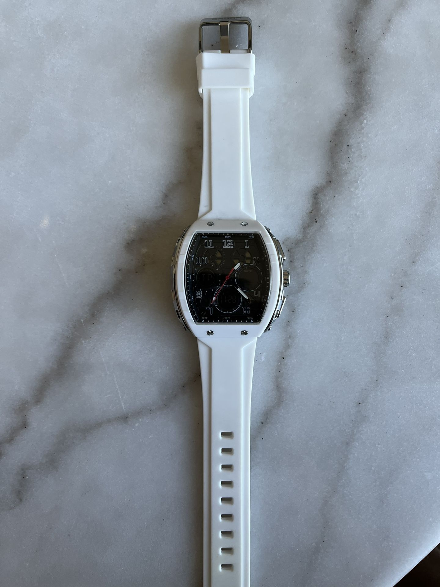 Sarda Stainless Steel Water Resistant Watch
