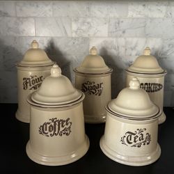 Pfaltzgraff Village Kitchen Canister Set