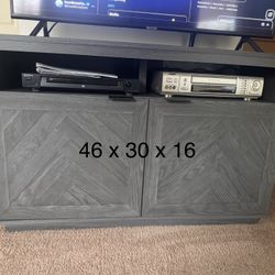 Storage Cabinet, Tv Stand, Or Dresser