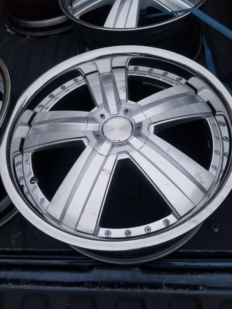 20 Inch Rims 5 Lug Universal Or Trade Honda Rims