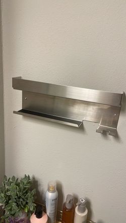 Hair dryer holder