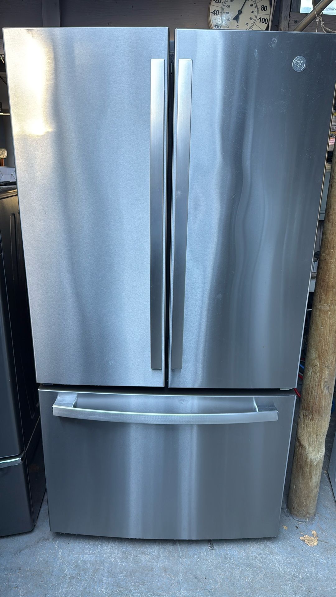 Refrigerator GE 