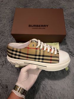 Burberry Shoes