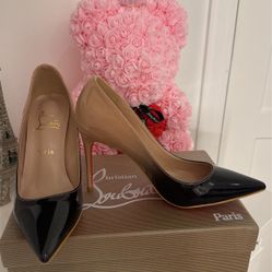 Louboutin Heels Sz 39