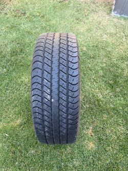 USED TIRE Wrangler P275/60R20