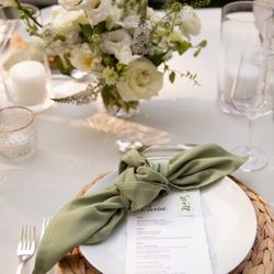Centerpieces And Table Decor 