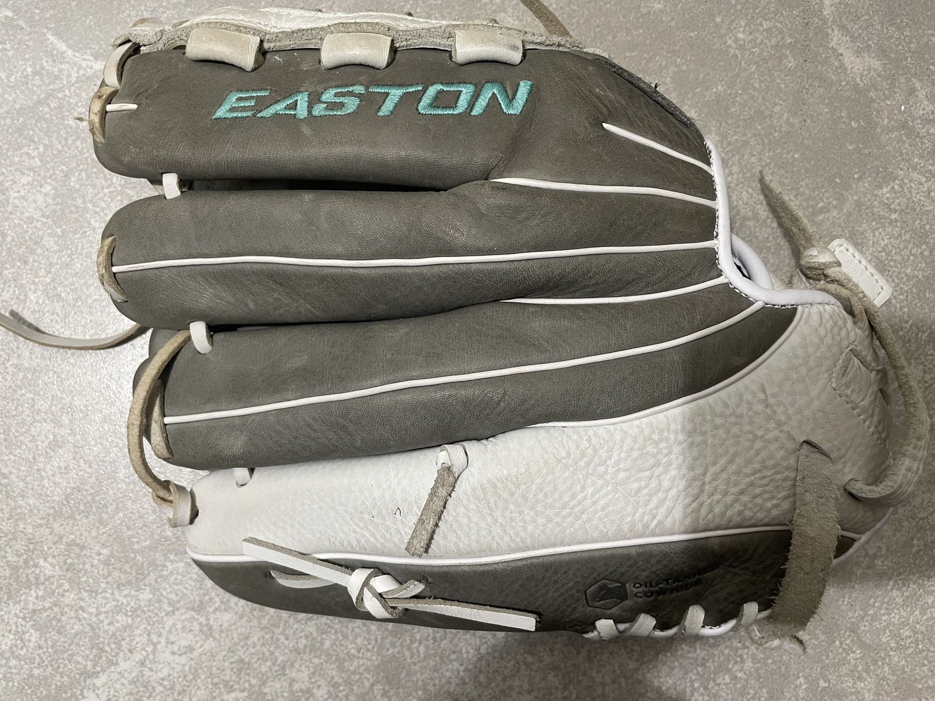 Easton Softball Glove  