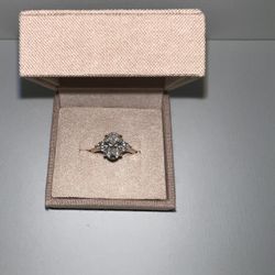 NEW 14k Gold  2c Engagement Ring Size 4.5 2