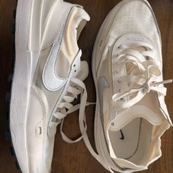 Nike Tennis Shoes