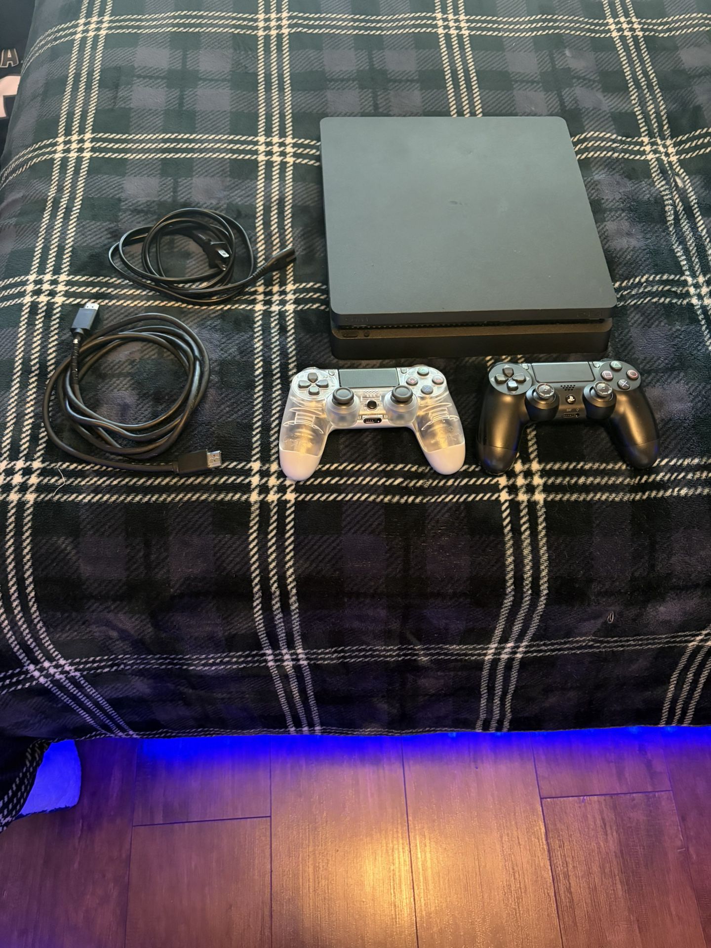 PlayStation 4 With Controllers