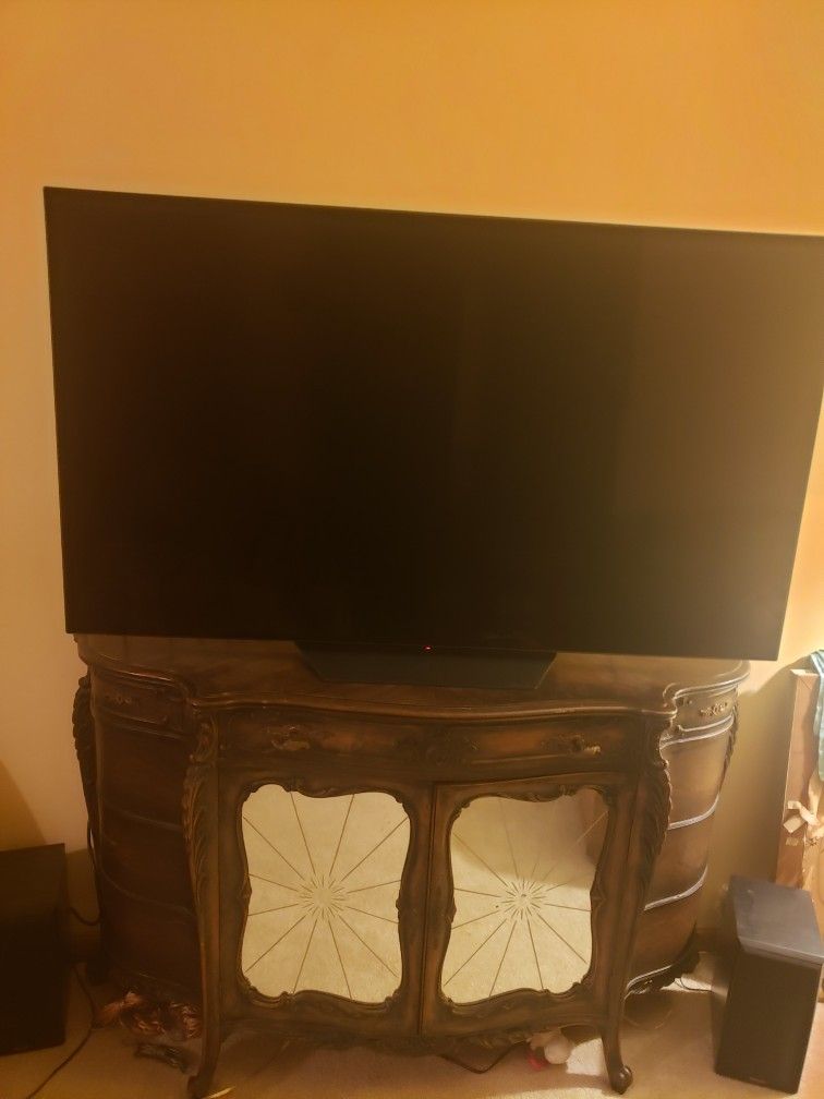 55 Inch TV LG