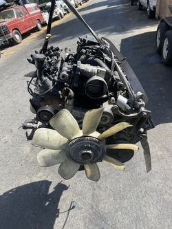 5.3 Chevy Gmc Motor 