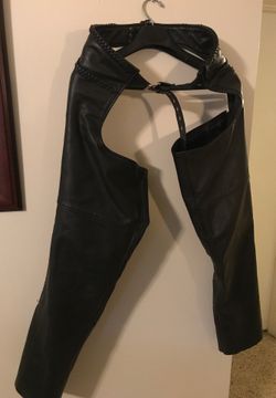 BLACK LEATHER CHAPS SIZE L $85