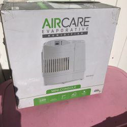Brand new air care evaporator humidifier model MA0800