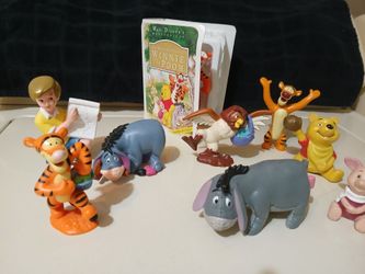 Vintage Winnie the Pooh Disney Figures.