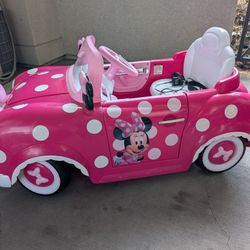 Huffy Minnie Mouse Ride-On Car (6V) – Works Great – $80