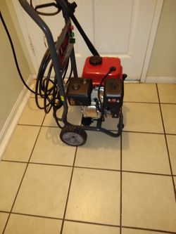 I power... Pressure washer 2700 psi 2.3 gpm..