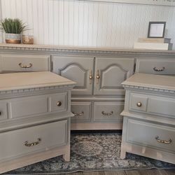 Dresser Set