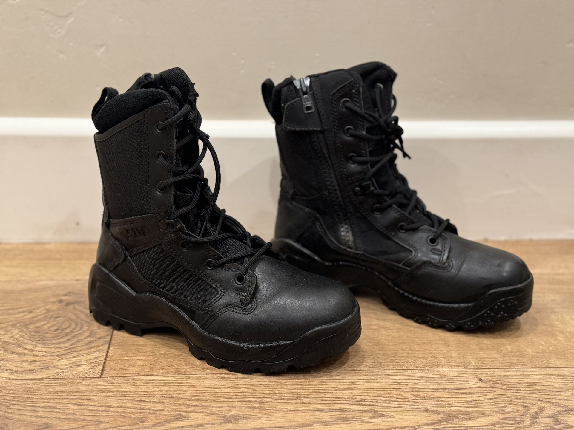 511 Tactical Hiking Boots