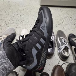 13 pair of shoes size 11 + 4 slippers
Used 